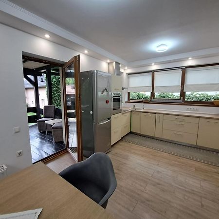 Vik'S Home 锡吉什瓦拉 外观 照片