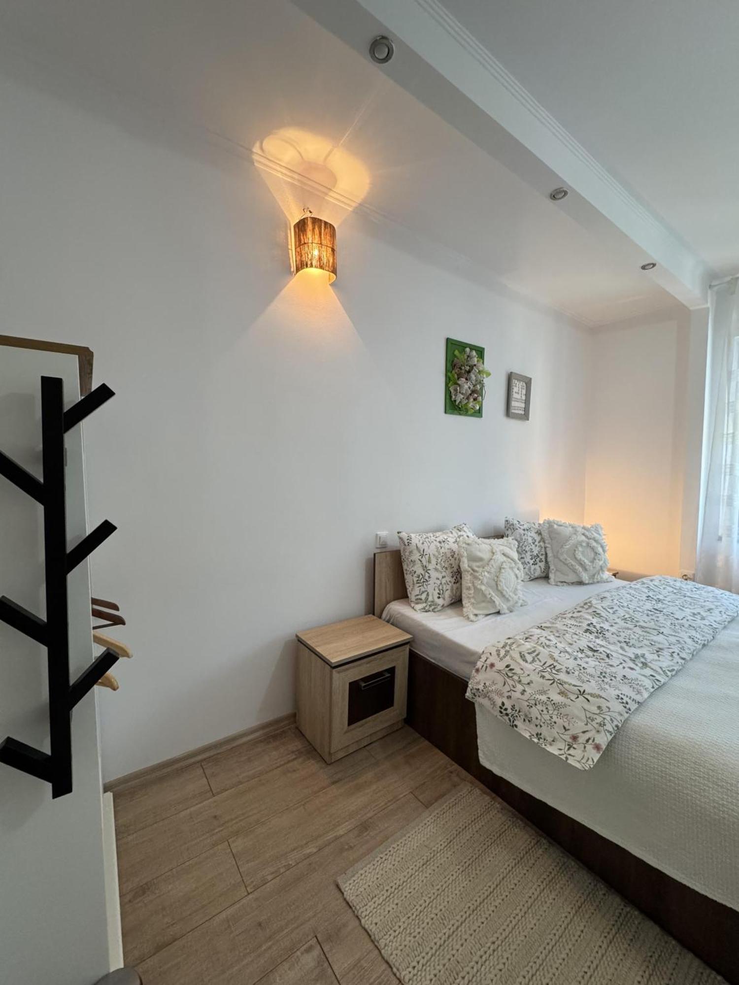 Vik'S Home 锡吉什瓦拉 外观 照片